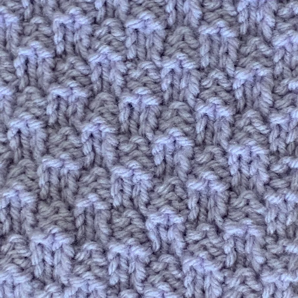 Handmade Lilac Knit Scarf - Picture 3 of 3